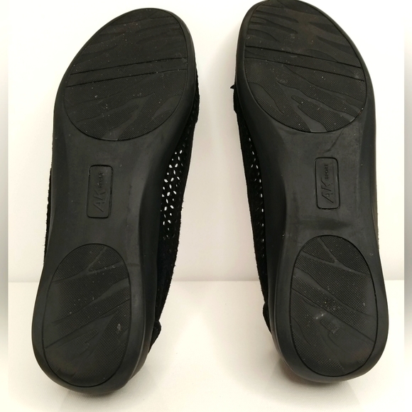 Anne Klein Sport Zayne Women's 11 Flat Slip On - Picture 4 of 10